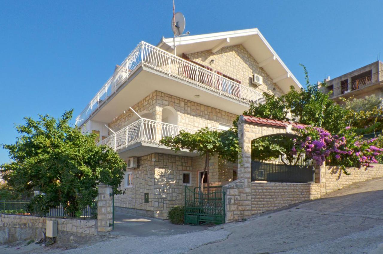 Apartments Pitesa Trogir Eksteriør billede