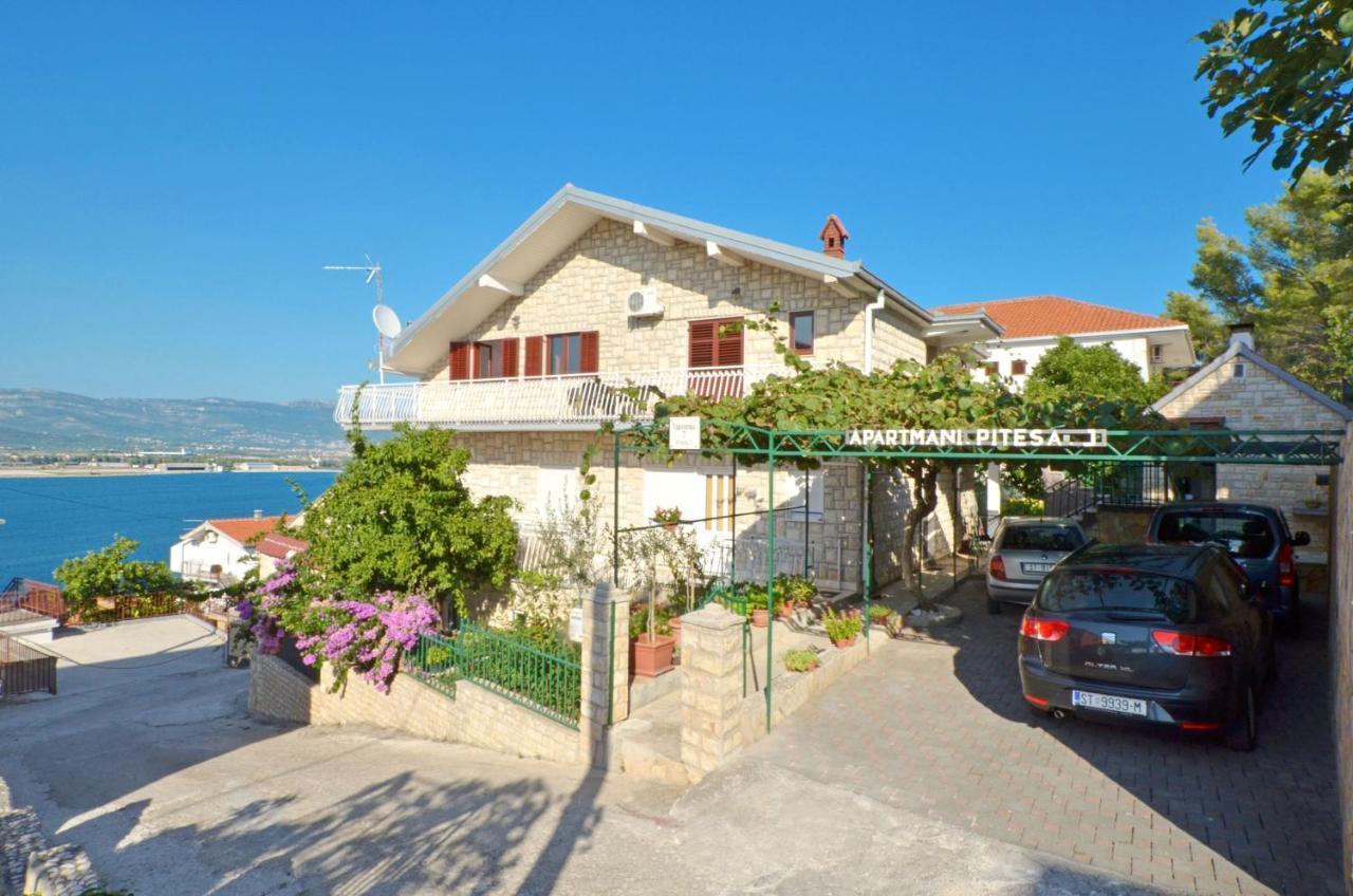 Apartments Pitesa Trogir Eksteriør billede