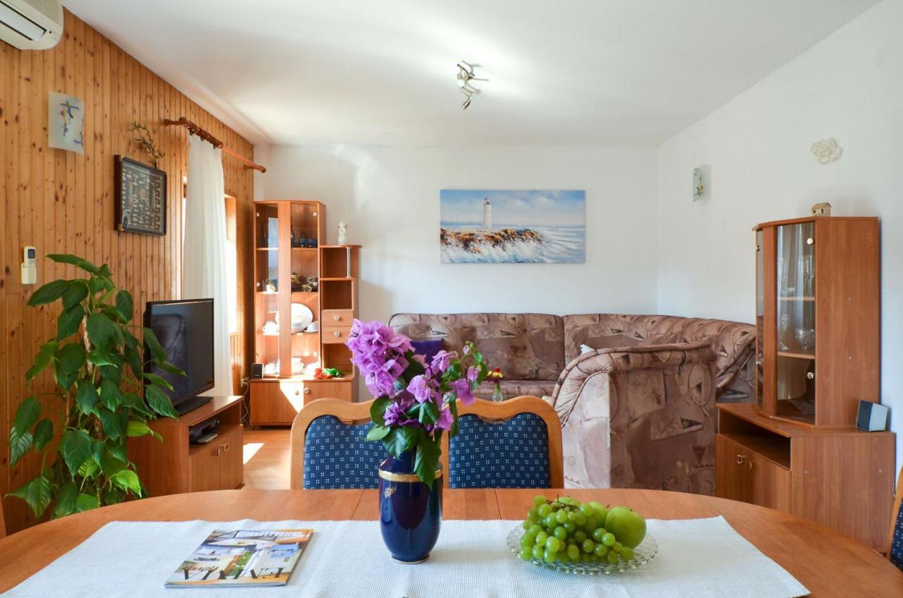 Apartments Pitesa Trogir Eksteriør billede