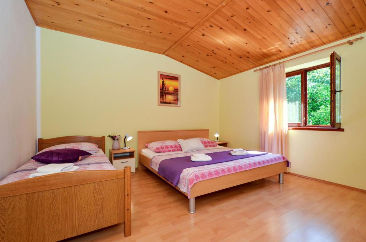 Apartments Pitesa Trogir Eksteriør billede