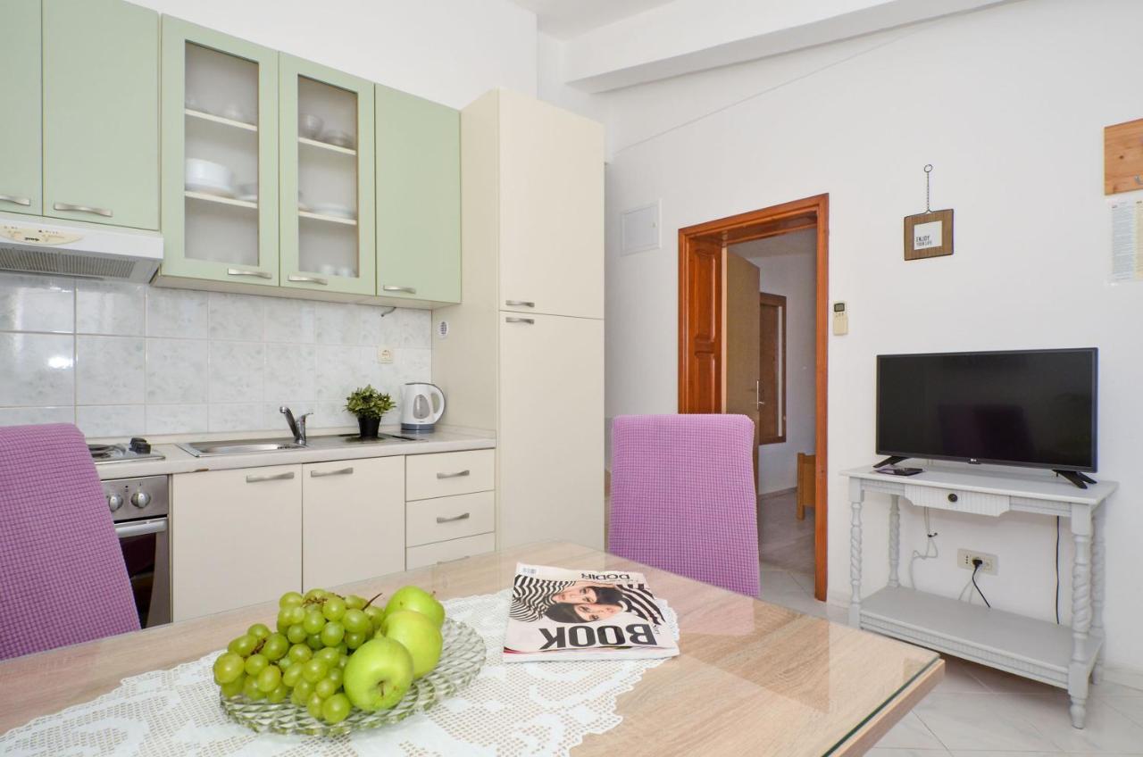 Apartments Pitesa Trogir Eksteriør billede