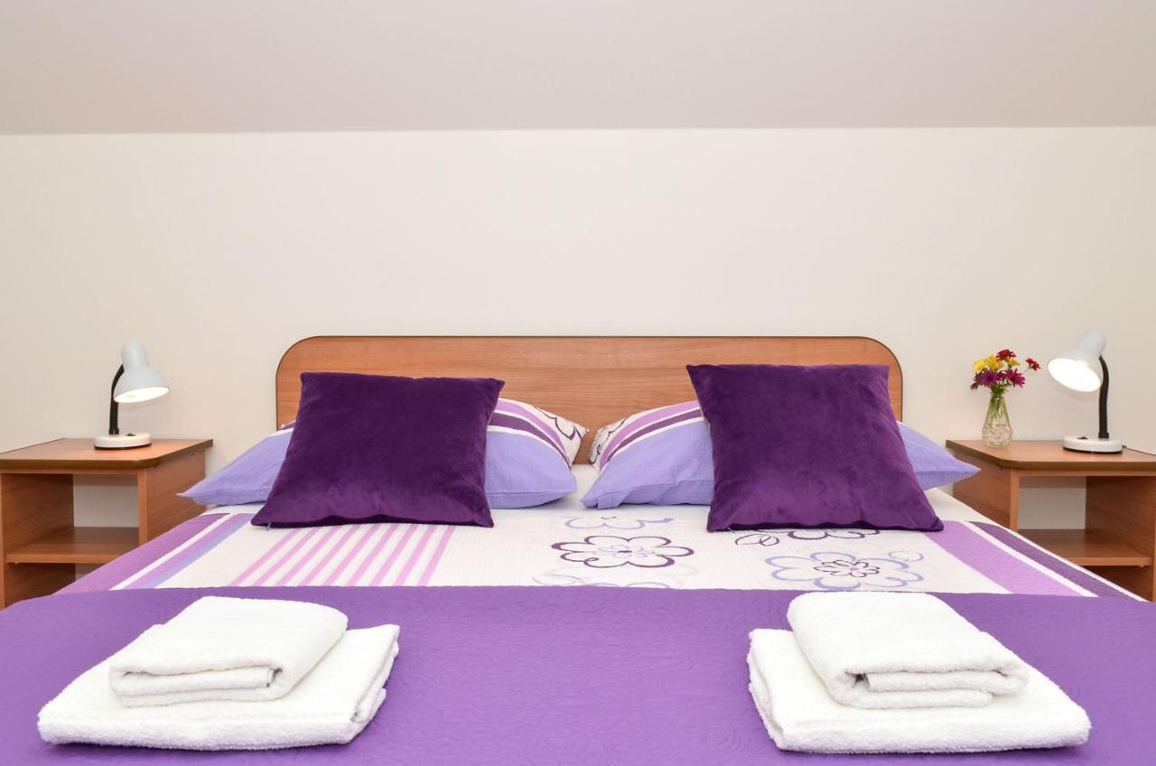 Apartments Pitesa Trogir Eksteriør billede