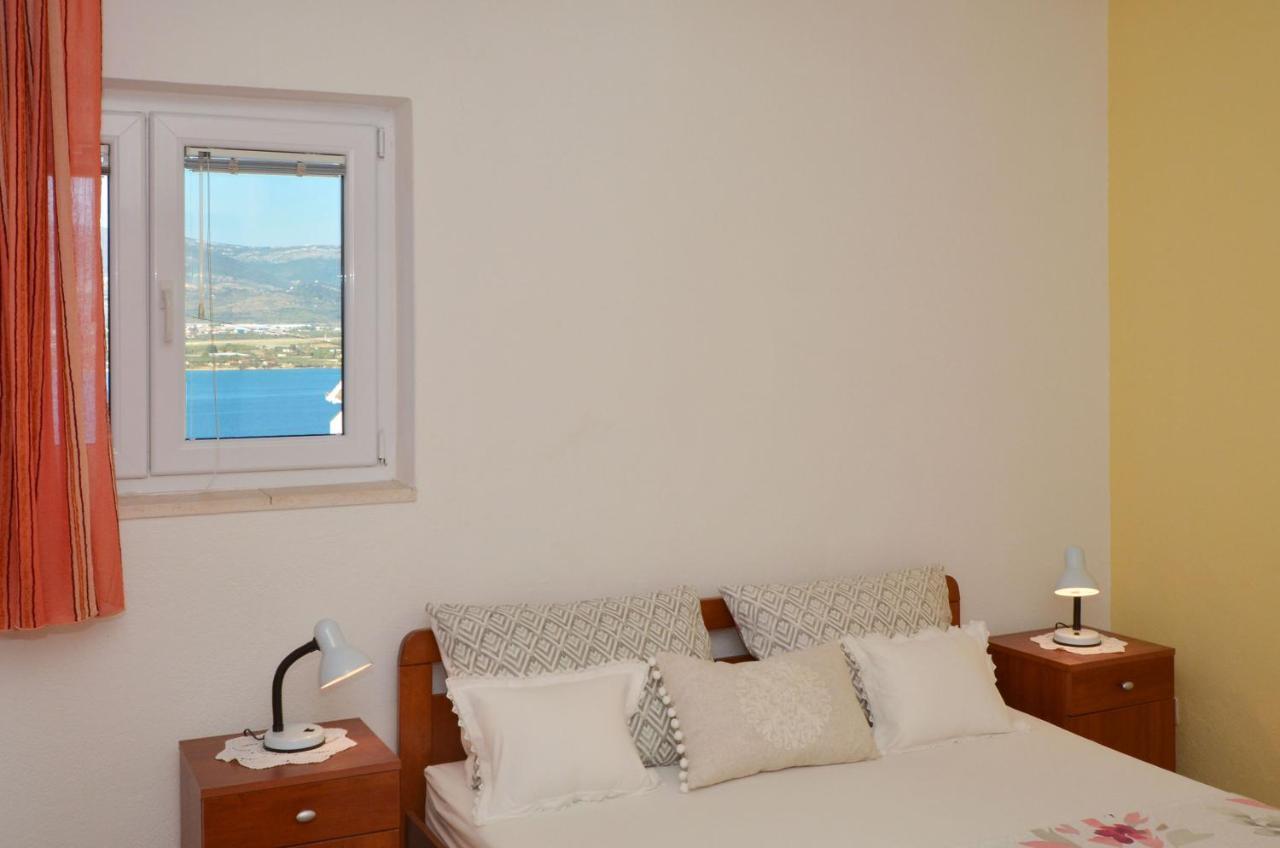 Apartments Pitesa Trogir Eksteriør billede
