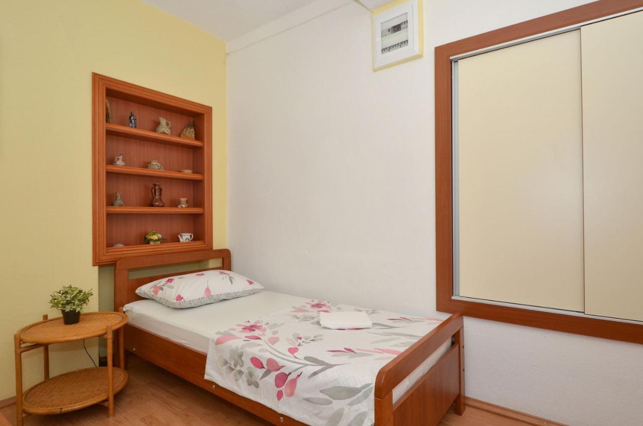 Apartments Pitesa Trogir Eksteriør billede
